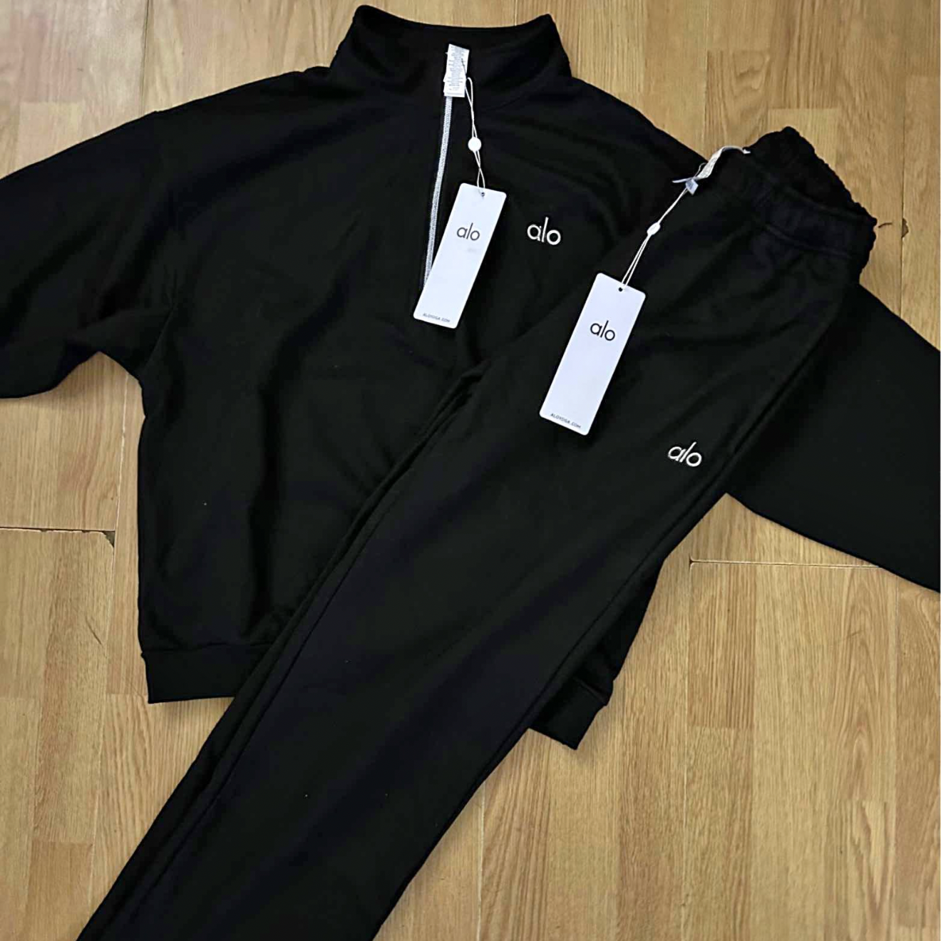 Brand New ALO Quarter Zip Set